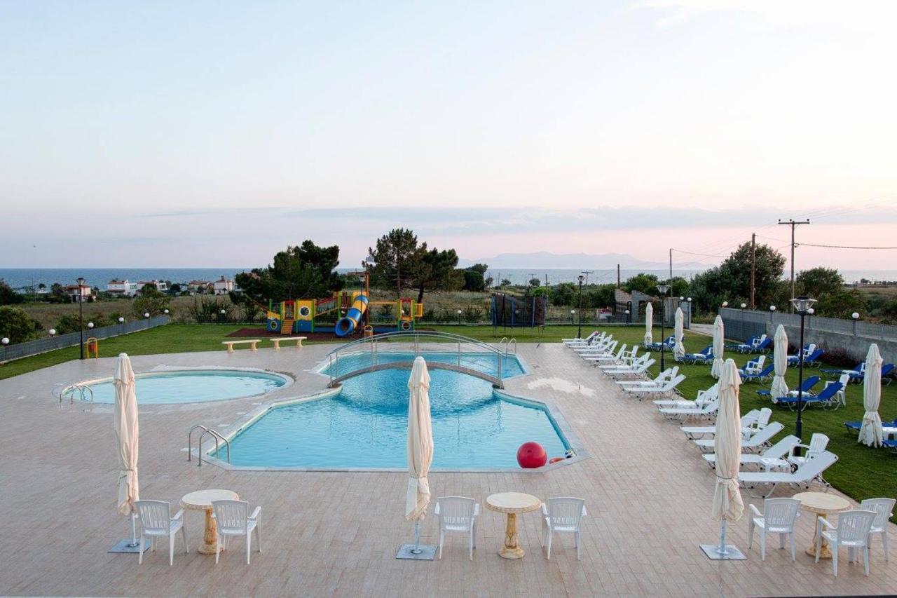 Vosporos Hotel Komotini Exterior photo