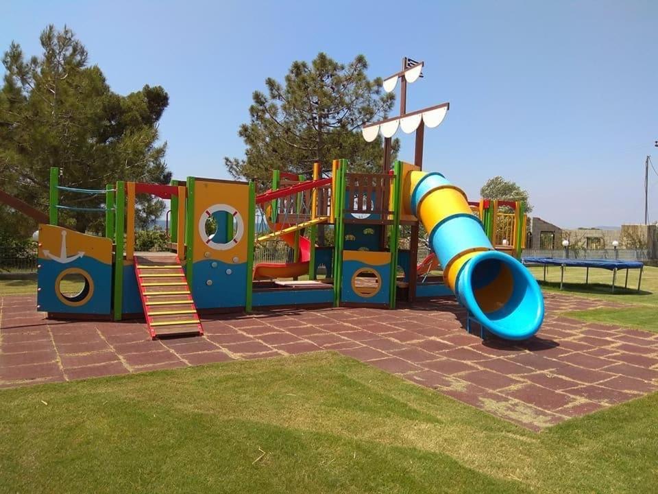 Vosporos Hotel Komotini Exterior photo